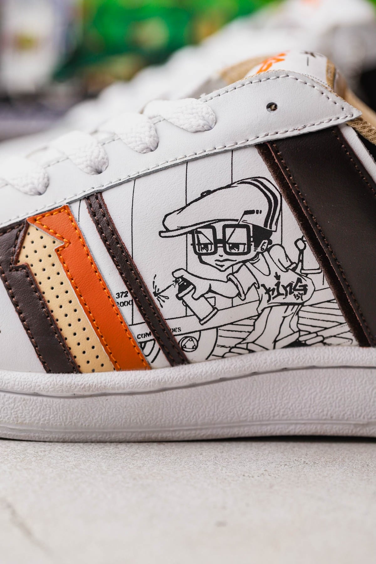 King 157 Custom Shoes